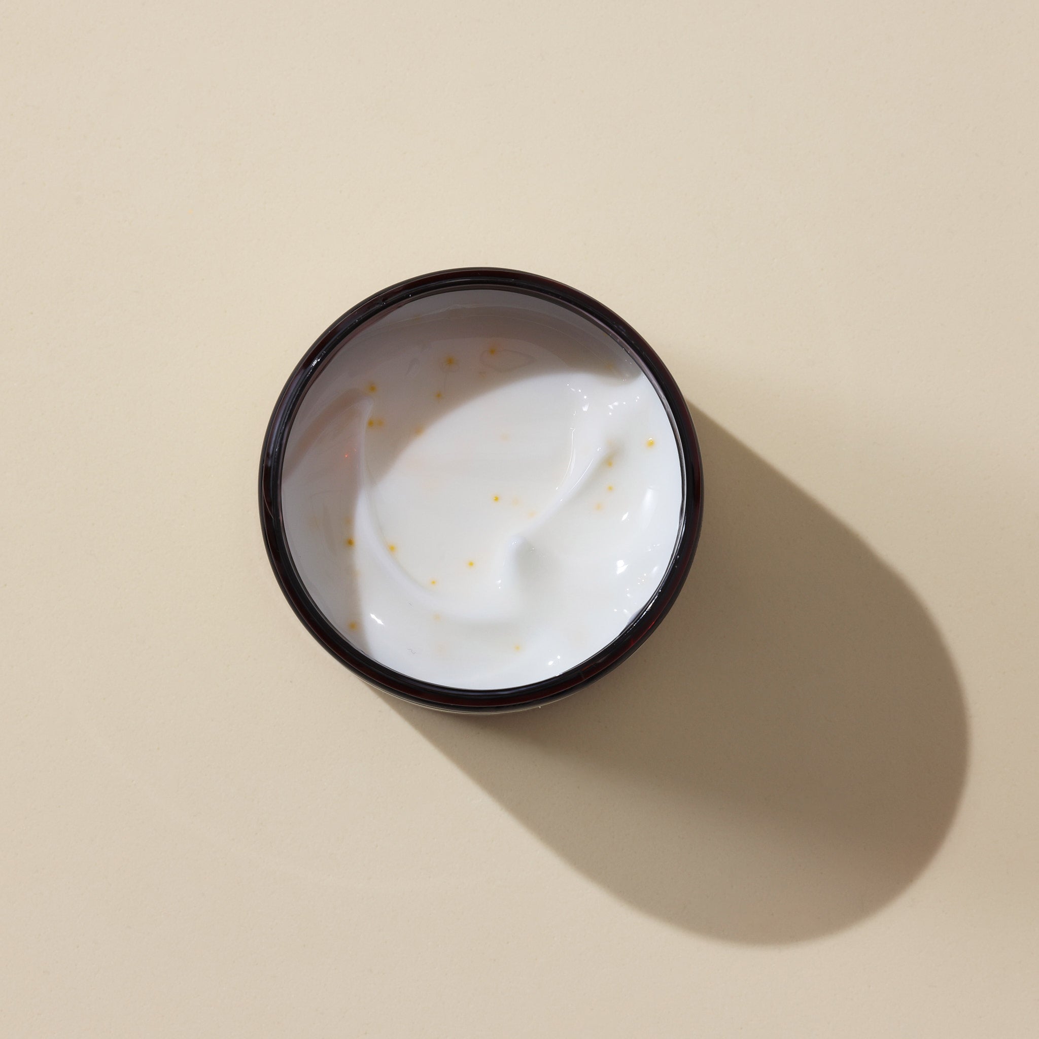 Body lotion with Microcapsules of Vitamin E