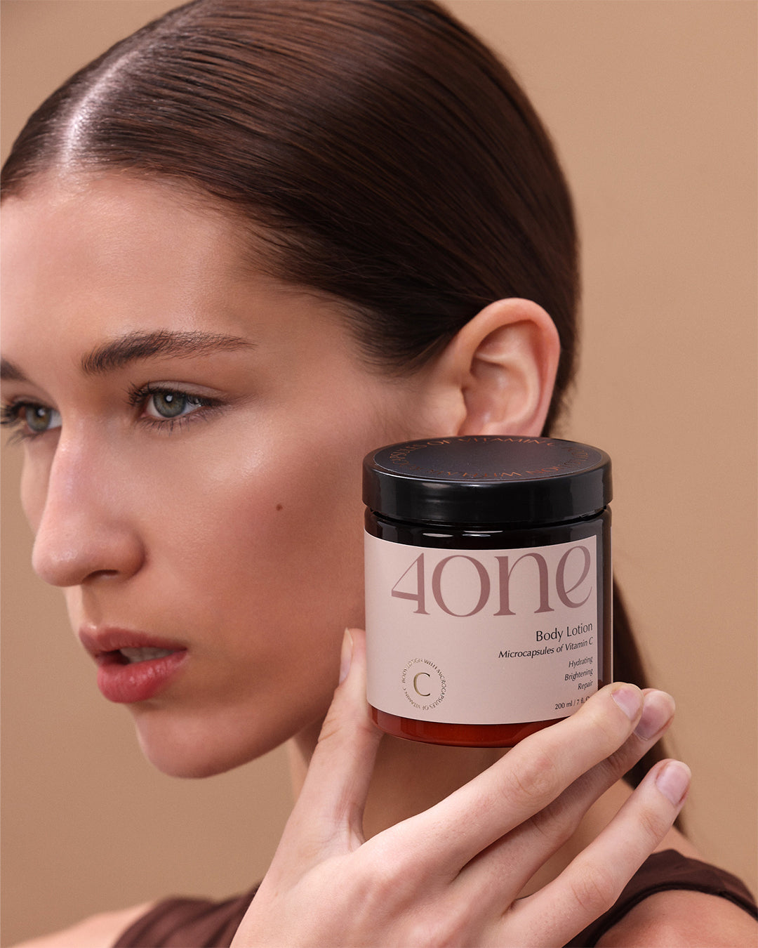 Body lotion with Microcapsules of Vitamin C